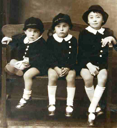 The Pastega boys dressed in Luigia's home made suits, 1928. Courtesy Griffith Italian Museum