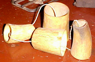 Set of cow horn funnels</em>