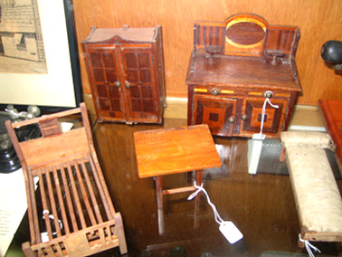 Miniature Dolls Furniture circa 1916- 1918