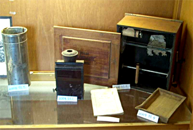 Kodak Film Tank & accessories, circa 1916.