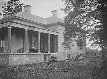 Photo: Macquarie Fields House, c.1920s.