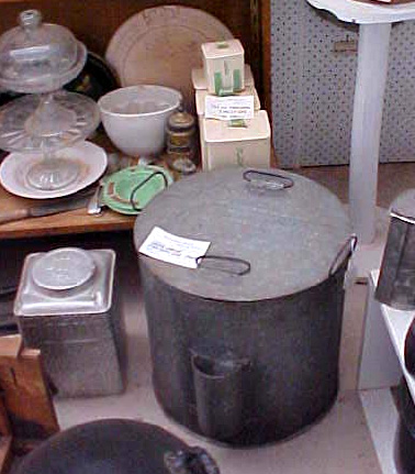 Round, metal preserving pan, with metal lid c.1940s 