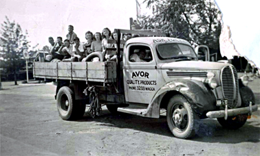 AVOR staff picnic circa 1940s