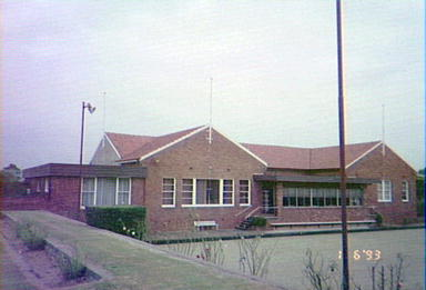 <em>Ashbury Bowling & Pan-Arcadian Federation Club, 55 King Street, Canterbury, 1993</em>