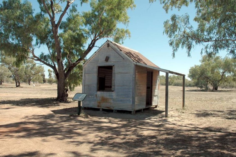 The Mosque formerly located in Bourke Cemetery, c.2000. Courtesy Wikimedia