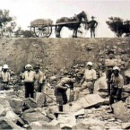 Holdsworthy Internees working in the quarry, c.1916. Courtesy of the Liverpool Regional Museum