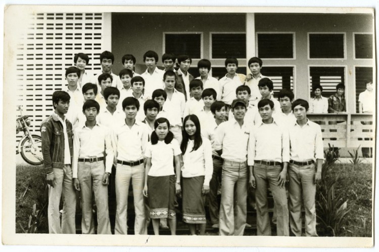 Voradeth (third from left, back row) at high school 1973‒1974