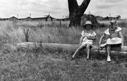 Reet and her younger brother at the Bathurst
camp